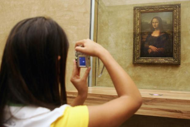 http://mentalfloss.com/sites/default/files/styles/insert_main_wide_image/public/mona-lisa_7.jpg